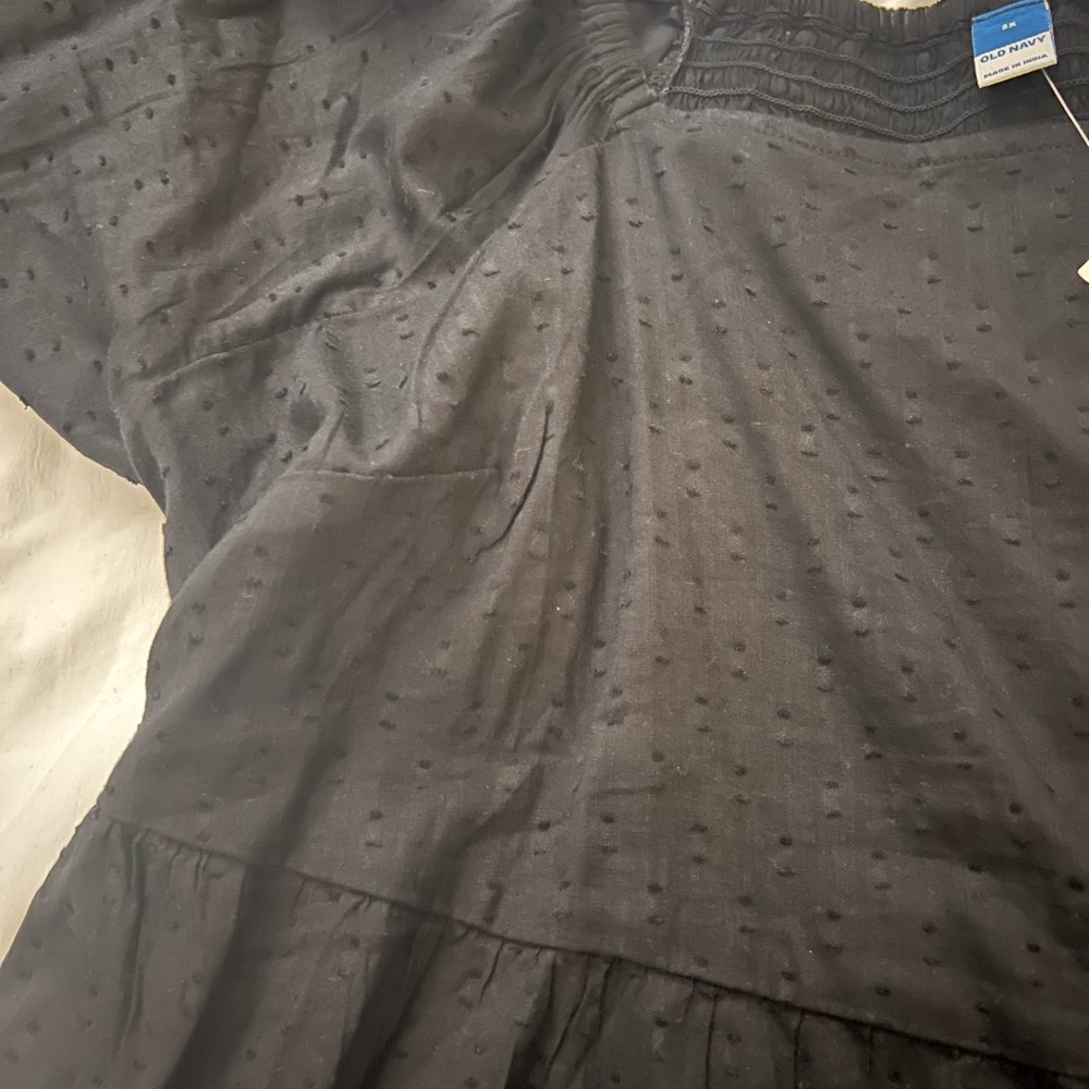 Old navy top - Picture 3 of 3